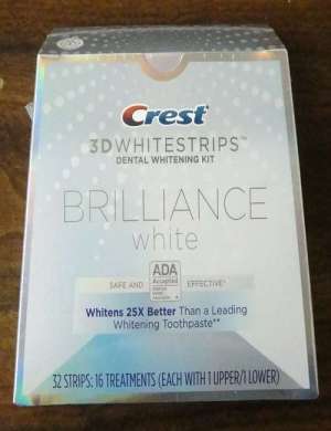 CREST-BRILLIANCE-3D-White-Professional-Effects-White-strips-32-Strips-Exp-03-2021